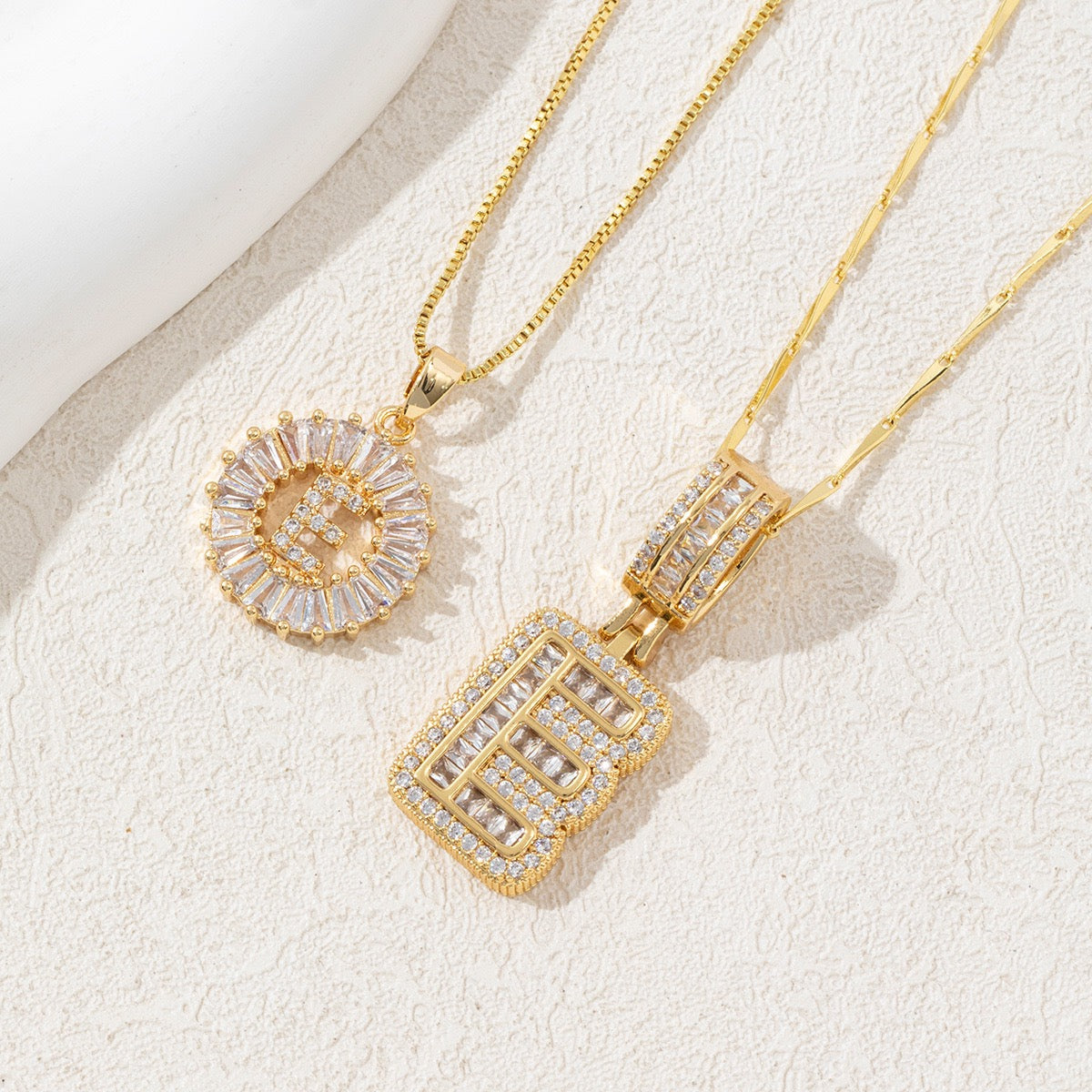 [Last Day 50% Off] 2-Pack - 18K Gold Initial Pendant Necklace（Free shipping）